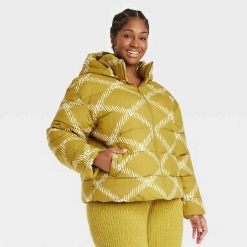 NEW AVA & VIV GREEN DIAMOND LADIES SHORT PUFFER HOODIE JACKET SIZE 2X - Picture 1 of 11